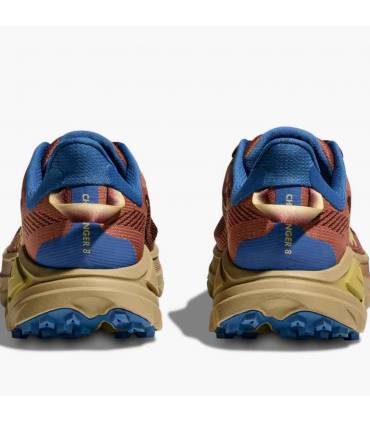 Hoka Challenger 8