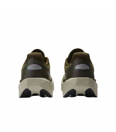 Zapatilla New Balance FuelCell Rebel v5