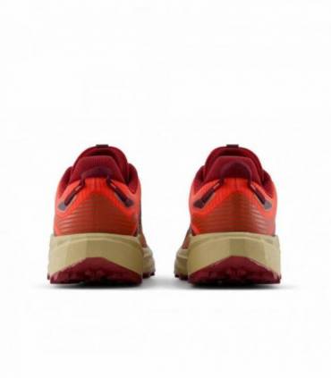 New Balance FuelCell Rebel Trail Hombre Maple Neo Flame vista trasera
